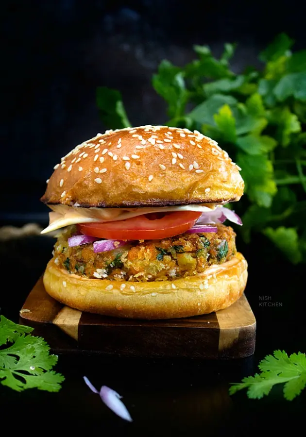 Veg. Aloo Tikki Burger available at Aaron Spectra through DeskDrop