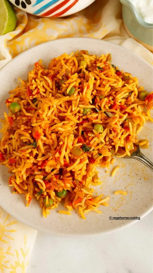 Jain Cheese Pulao available at Apm mall through DeskDrop