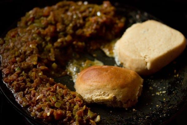 Butter Masala Pav available at Aaron Spectra through DeskDrop