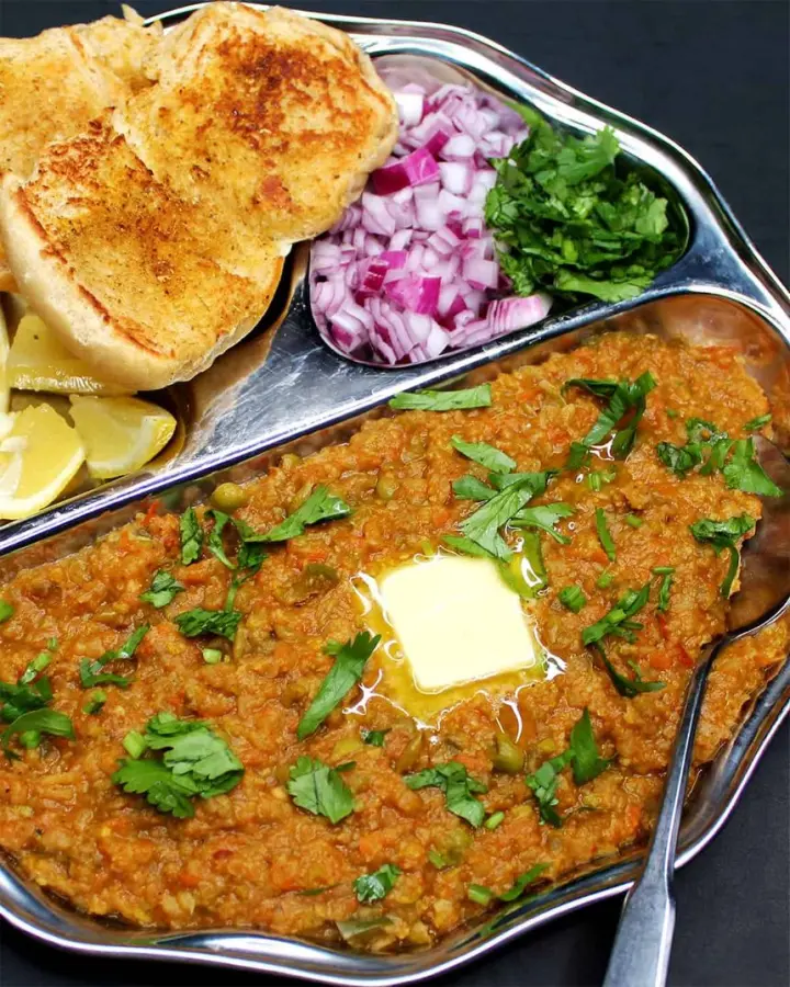 Bhaji Pav (Butter) available at Apm mall through DeskDrop