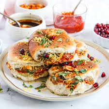Dabeli available at Aaron Spectra through DeskDrop