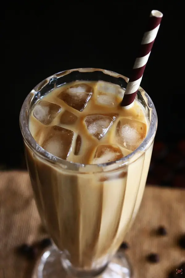 Cold Coffee available at Apm mall through DeskDrop