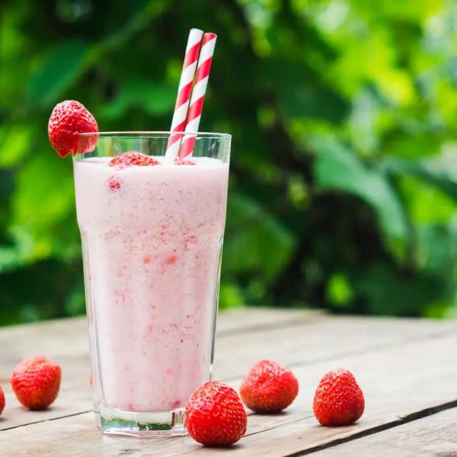 Strawberry Shake available at Apm mall through DeskDrop