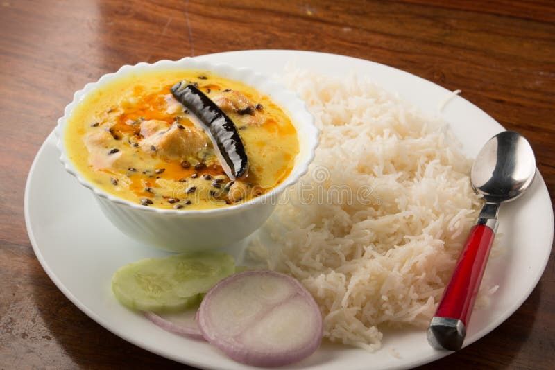 Kadhi Chawal available at RK World Tower through DeskDrop