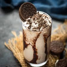 Oreo Milkshake available at Aaron Spectra through DeskDrop