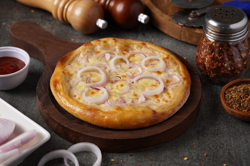 Onion Pizza available at Aaron Spectra through DeskDrop