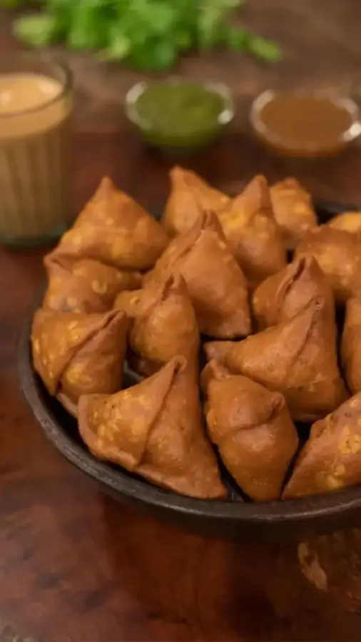 Mini Samosa (4 Pcs) available at Ganesh glory through DeskDrop